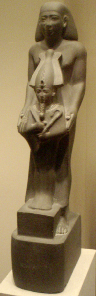 File:PsamtekII-HalbesHoldingOsirusWithNameOfPharaoh MetropolitanMuseum.png