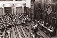 Parlamenti më 1958