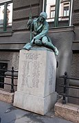 Heroa monumento de studentoj en Budapeŝto