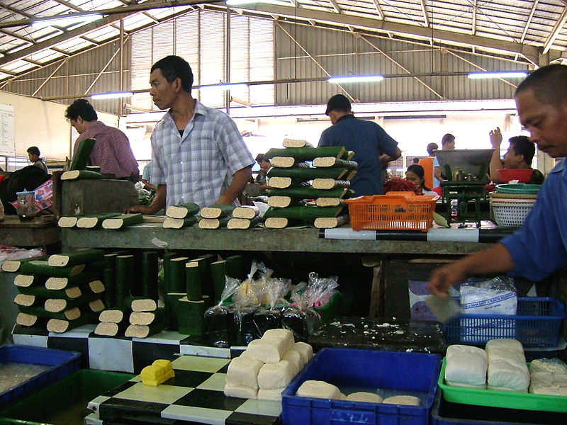 File:Penjual tahu dan tempe Jakarta.JPG