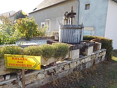 Rallye des vignobles 2018, 01, Ménétereau, pressoir.jpg