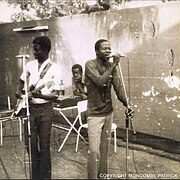 Félix Manuaku Waku and Papa Wemba, Tam Tam, 1970.jpg