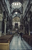 Interno della Cattedrale di Sebenico in Croazia