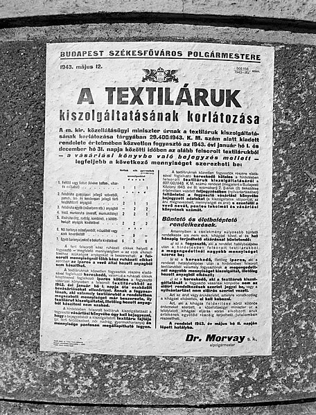 File:Textiláruk korlátozása. Plakát, 1943 Fortepan 72092.jpg