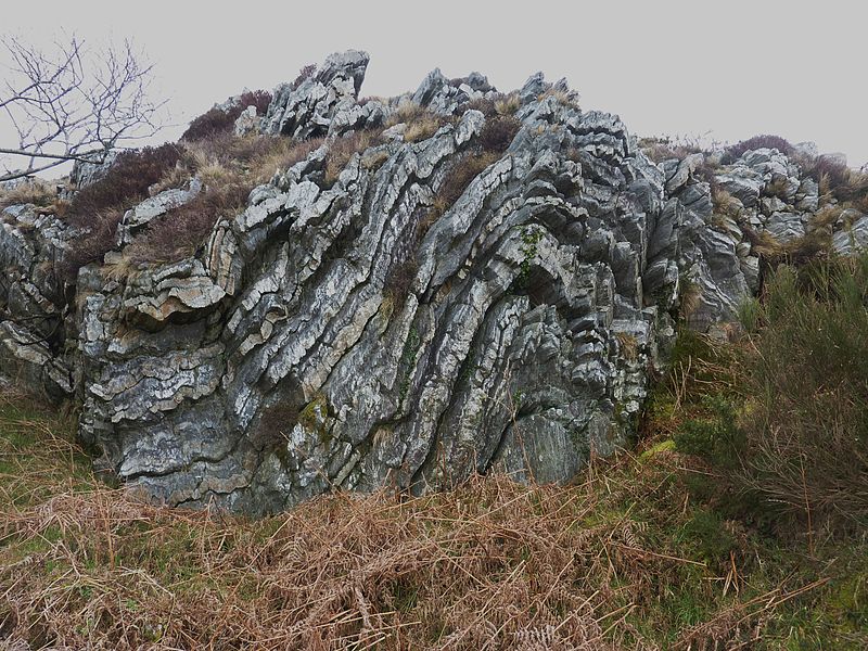 File:062 Commana Anticlinal près de Croas Melar.JPG