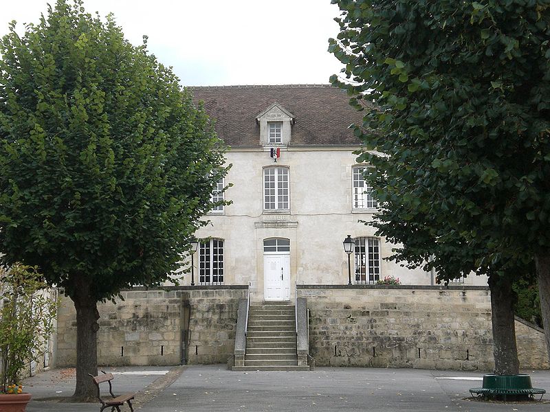 File:Mairie belle eglise.JPG