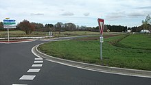 La route départementale 942 (ex-Nationale 141A) en direction de Clermont-Ferrand