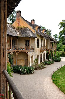 Vue de la maison de la Reine prise du premier étage.