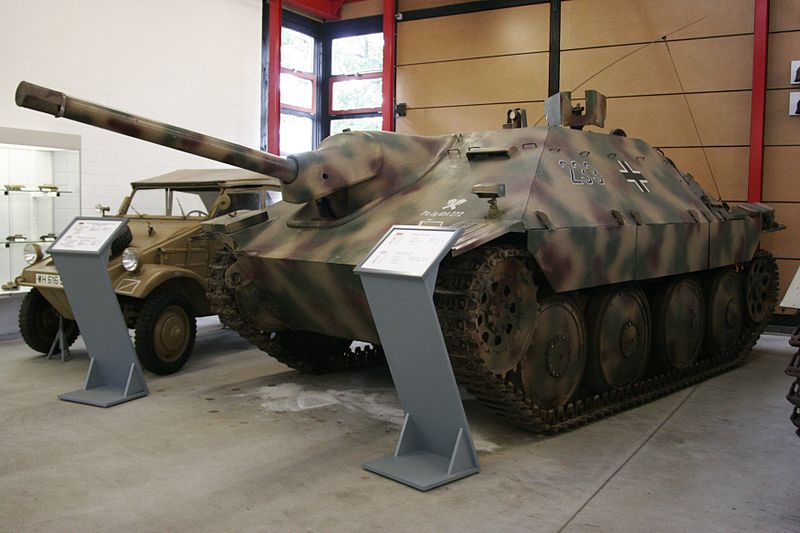 File:Jagdpanzer38.jpg