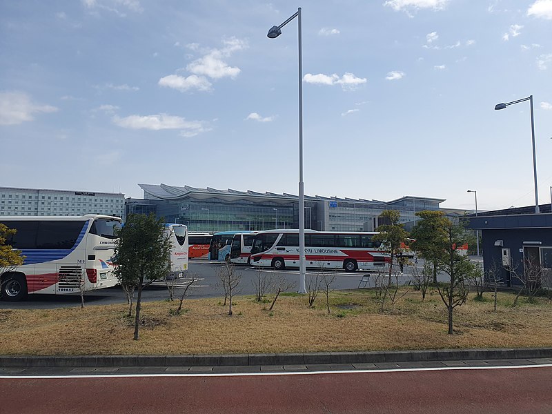 File:Landscapes of Haneda, shot from the free shuttle bus 13.jpg