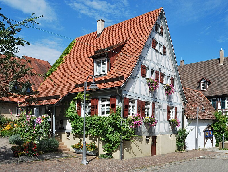 File:Schöckingen Firstständerhaus.jpg