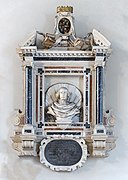  Monument to Alfonso Loschi