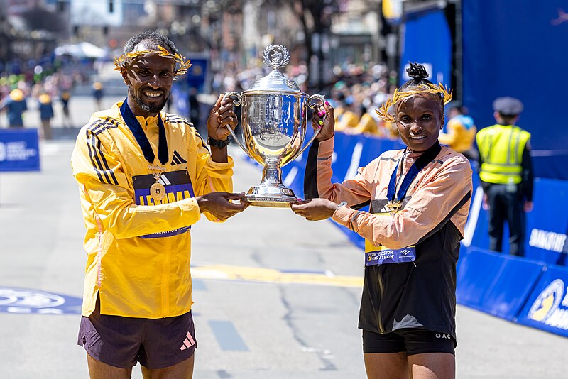 File:Governor-healey-celebrates-128th-boston-marathon 53687721344 o.jpg