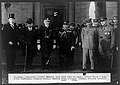 1921年10月、ワシントン会議においてアメリカ陸海軍の将官と写る陸軍少将（参謀本部第2部長田中国重）以下、日米陸海軍の将校