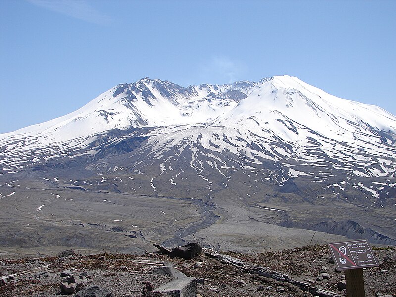 File:Mount St. Helens3.jpg