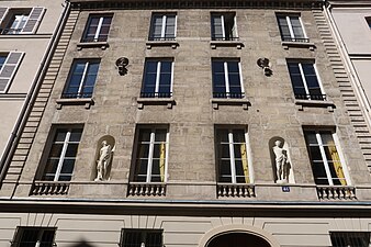 Rue Jacob no. 46, an example of the Directoire style (a period in French Neoclassicism), very minimalist compared to Baroque or Rococo facades, Paris, unknown architect, unknown date