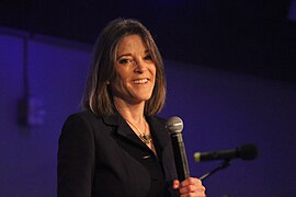 Marianne Williamson (49082883007 16919e1585 o).jpg