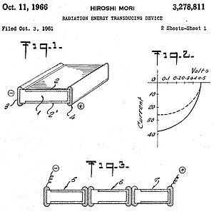 First page of Mori's1966 patent. In Fig. 1. p-layers (2-2') diffused on three sides of a bulk n-type silicon (1). Electrodes on both edges connect the p (4) and n (3) regions to the electric circuit. In Fig. 3. the cells are connected in series.