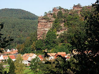 Felsenriff im Buntsandsteingebirge – der Jungfernsprung bei Dahn