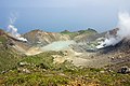 御岳の火口（鹿児島県トカラ列島・中之島）