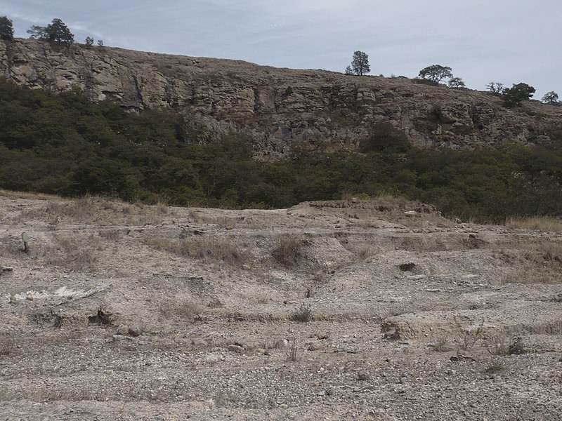 File:Rocas del Salto, Santiago Oxthoc, Jilotepec, Edo. de Mexico - panoramio.jpg