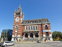 L'hôtel de ville.