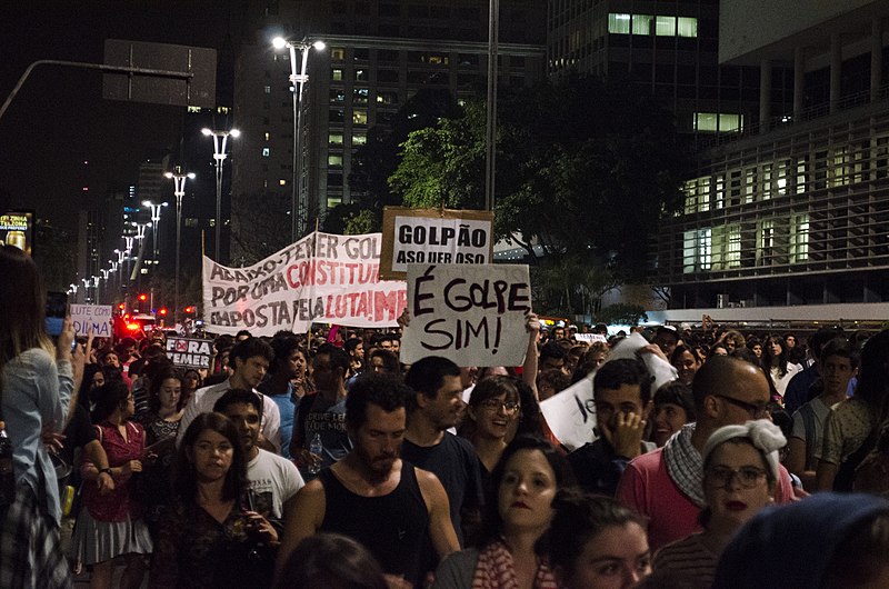 File:Protest against the impeachment of Dilma Rousseff in São Paulo, Avenida Paulista.jpg