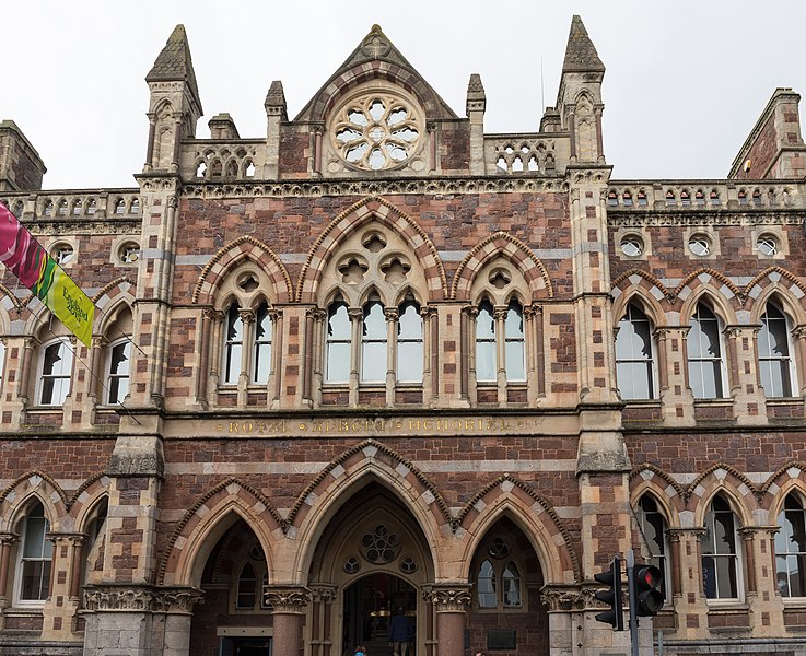 File:Exeter - Royal Albert Memorial Museum 20151024-02.jpg