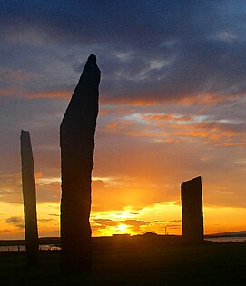 Posta de sol a les Roques de Stenness