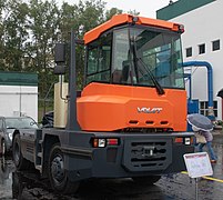 MZKT-730240 (tracteur portuaire)