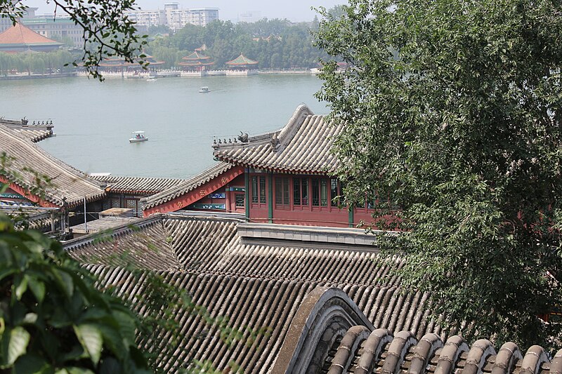 File:Beihai Park 03.JPG