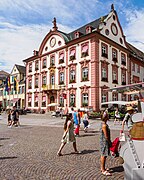 Markttag am Rathaus Offenburg (2023.07).jpg