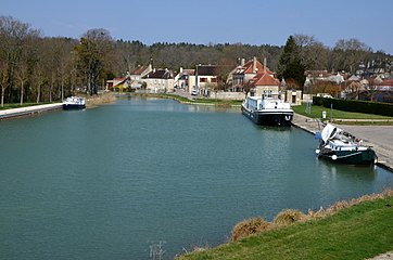 Port de Tanlay