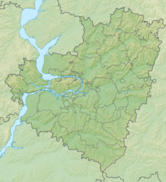 Mapa konturowa obwodu samarskiego, blisko centrum na lewo znajduje się owalna plamka nieco zaostrzona i wystająca na lewo w swoim dolnym rogu z opisem „Zbiornik Kujbyszewski”