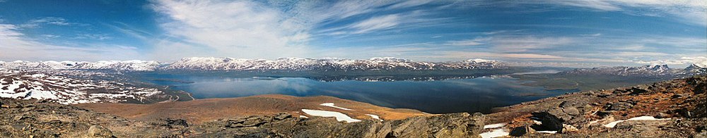 Panorama jezera Torneträsk u Lapplandu