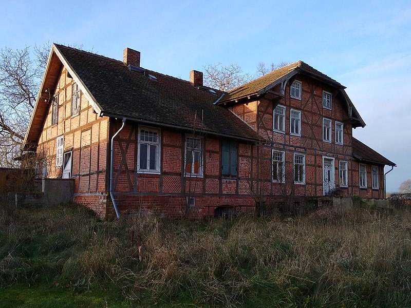 File:Wolterslage manor.jpg