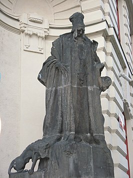 Standbeeld van Jehoeda ben Betsalel Löw in Praag, 2007.