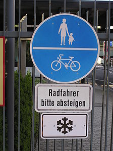 Radfahren erlaubt aber...(bei Schnee?)!