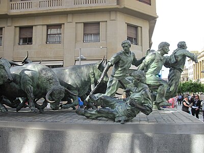 Monument to the encierro of Sanfermines, by Rafael Huerta