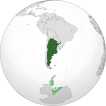 Argentine territory in dark green; territory claimed but not controlled by Argentina in light green