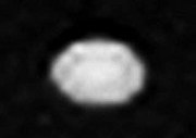 Gambar Despina yang dipotret oleh Voyager 2