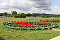 Face-Anlage für Sonderkulturen an der Hochschule Geisenheim. Face-Ring mit Bestückung: Pelargonium-Zonale-Hybriden, Hebe spec., Chrysanthemum spec.