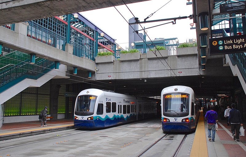 File:International District station with Link trains passing (2010).jpg