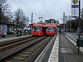 Haltestelle Altchemnitz mit Zugkreuzung City-Bahn (2016)