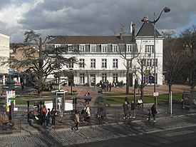 Mairie de Villeneuve-Saint-Georges.