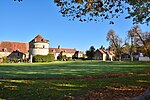 Vue des communs Nord du château