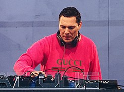 Tiësto vuonna 2017