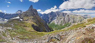 View from Litlefjellet at Romsdalen, 2013 June.jpg