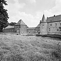 Kasteel Rivieren met voorburcht