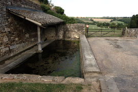 Le lavoir de Touffay.